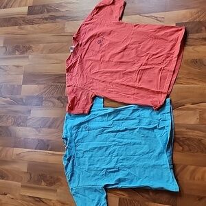 Simply Southern Size M Blue and Pink T Shirts